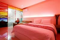 Cleopatra Hotel 79/97