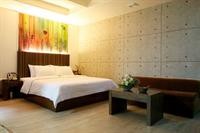Cleopatra Hotel 67/97