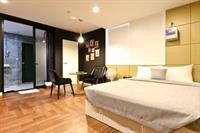Home Hotel 48/94