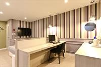Home Hotel 63/94