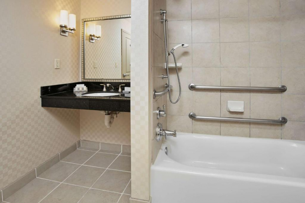 Hilton Garden Inn Rockville-Gaithersburg 8/42