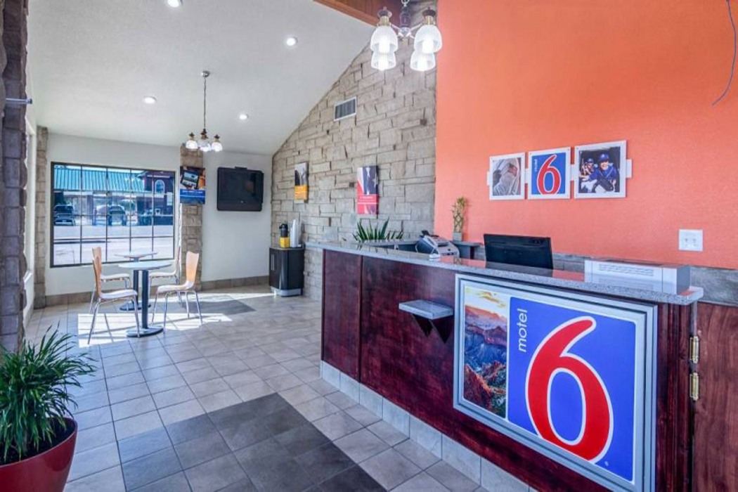 Motel6 Childress, TX 8/48