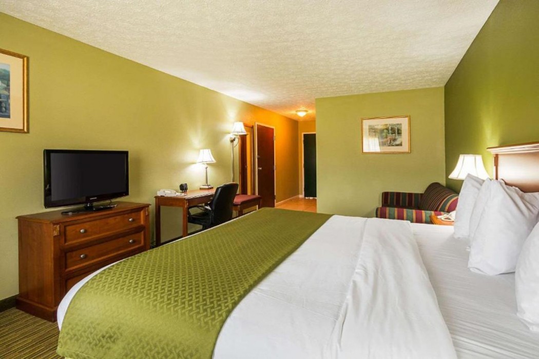 Quality Inn Weston, WV 9/22