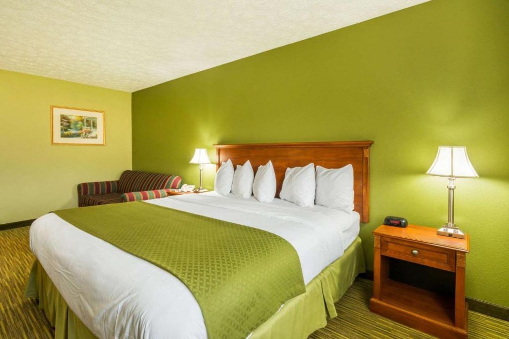 Quality Inn Weston, WV 7/22