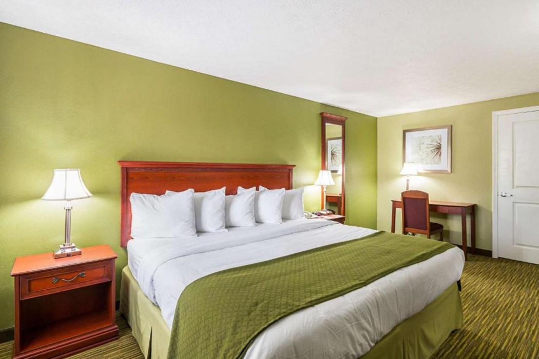 Quality Inn Weston, WV 8/22