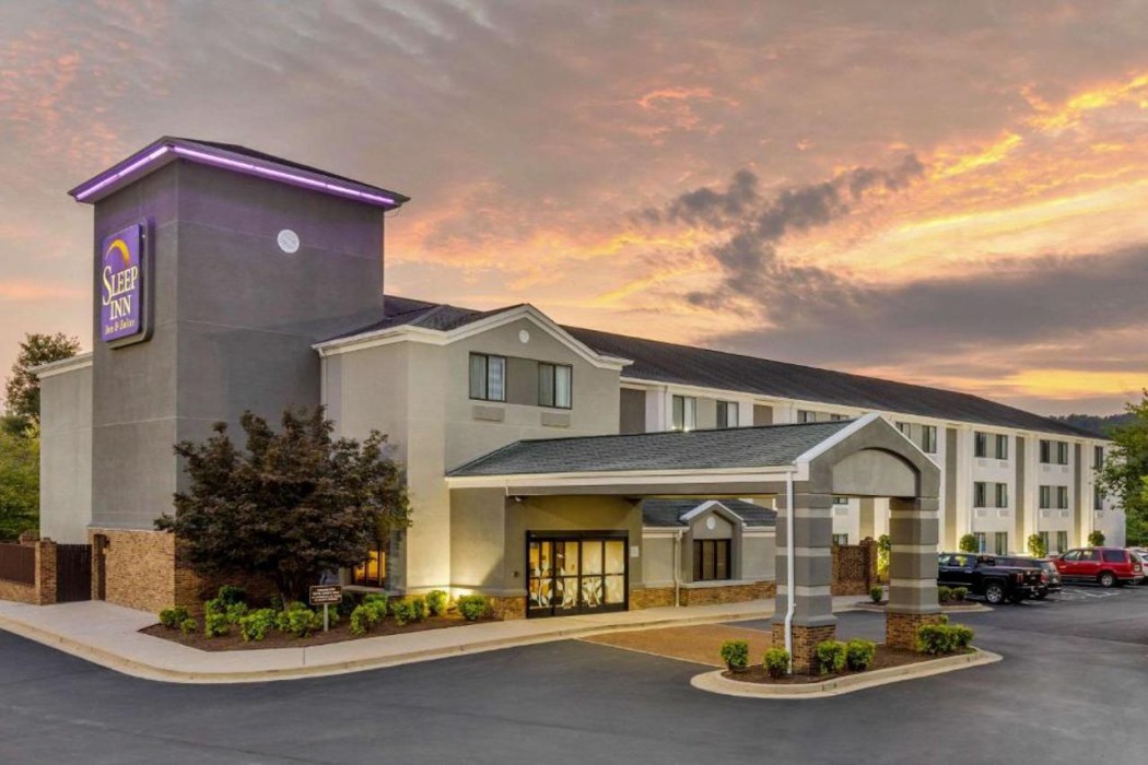Sleep Inn & Suites Johnson City 1/31