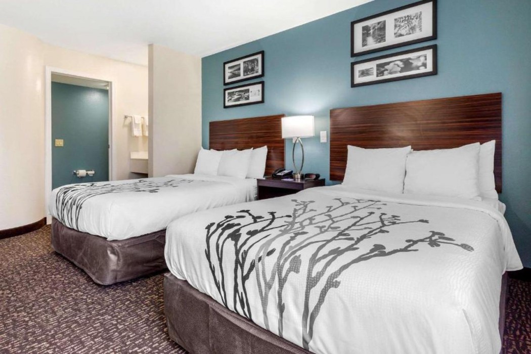 Sleep Inn & Suites Johnson City 7/31