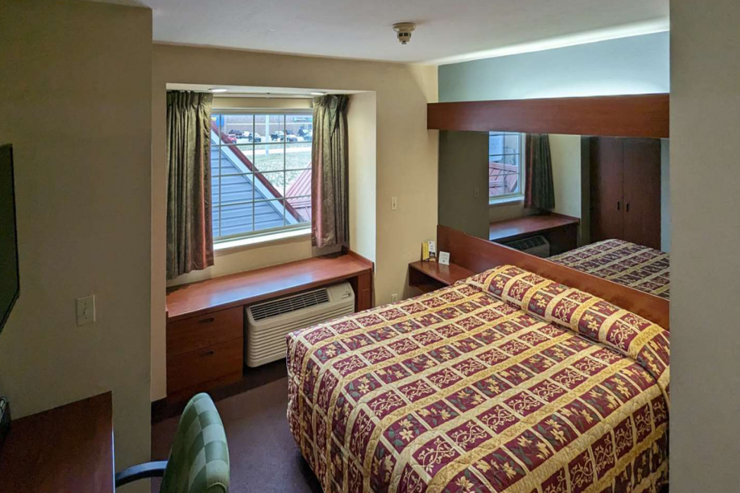 St. Clair Inn and Suites 6/12