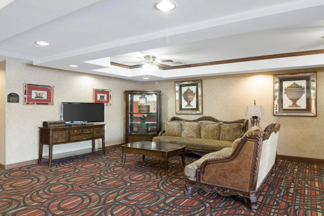 品质套房酒店(Quality Suites Midland North Loop 250) 图片5