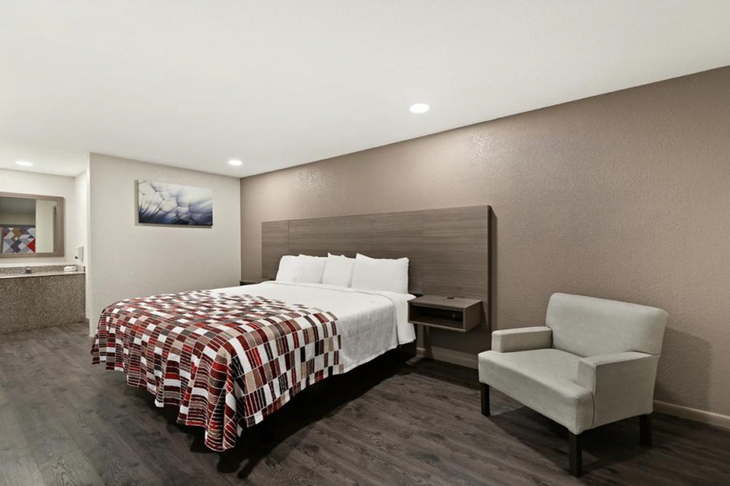 Red Roof Inn Nacogdoches 19/49