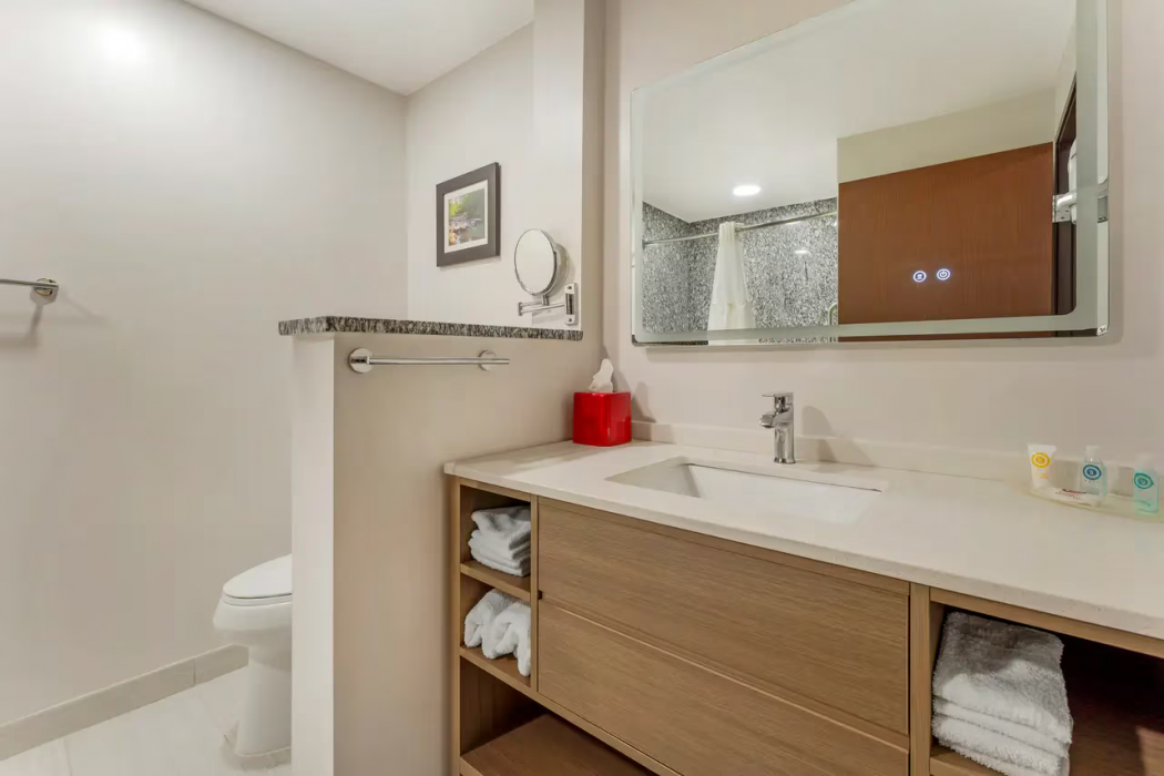 Comfort Suites Monroeville - Pittsburgh East 18/34