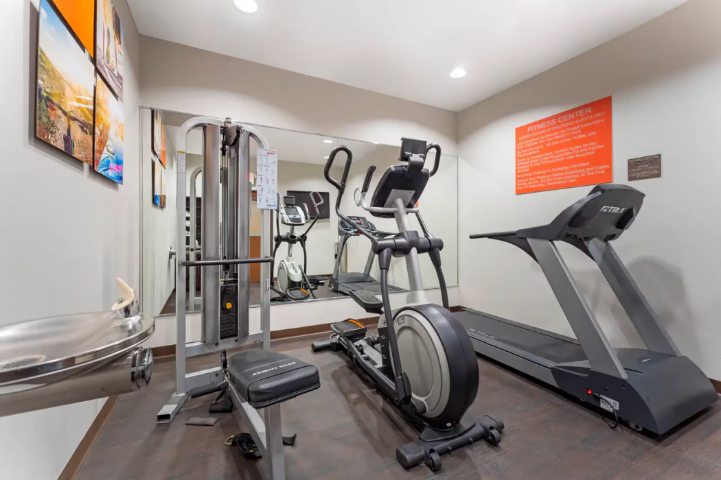 Comfort Suites Monroeville - Pittsburgh East 26/34