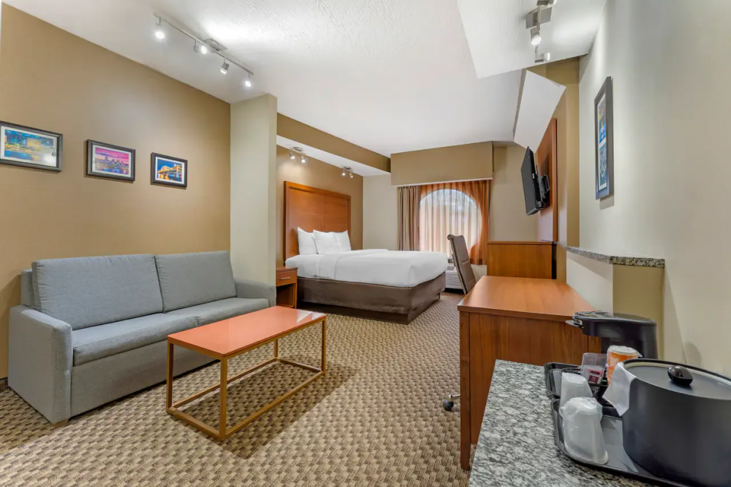 Comfort Suites Monroeville - Pittsburgh East 20/34