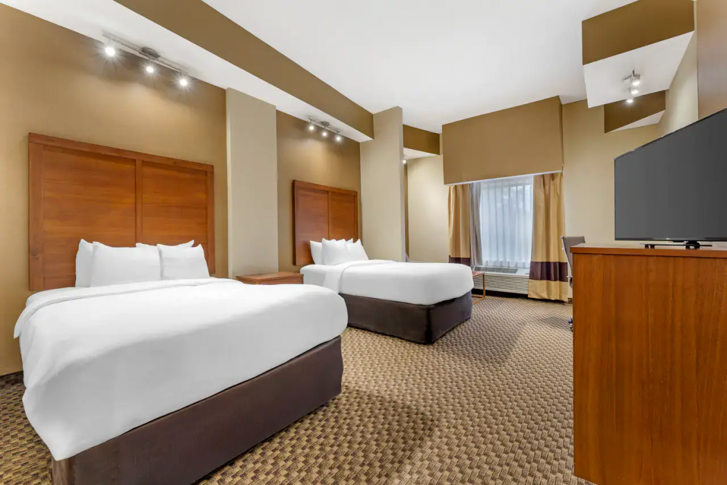 Comfort Suites Monroeville - Pittsburgh East 24/34