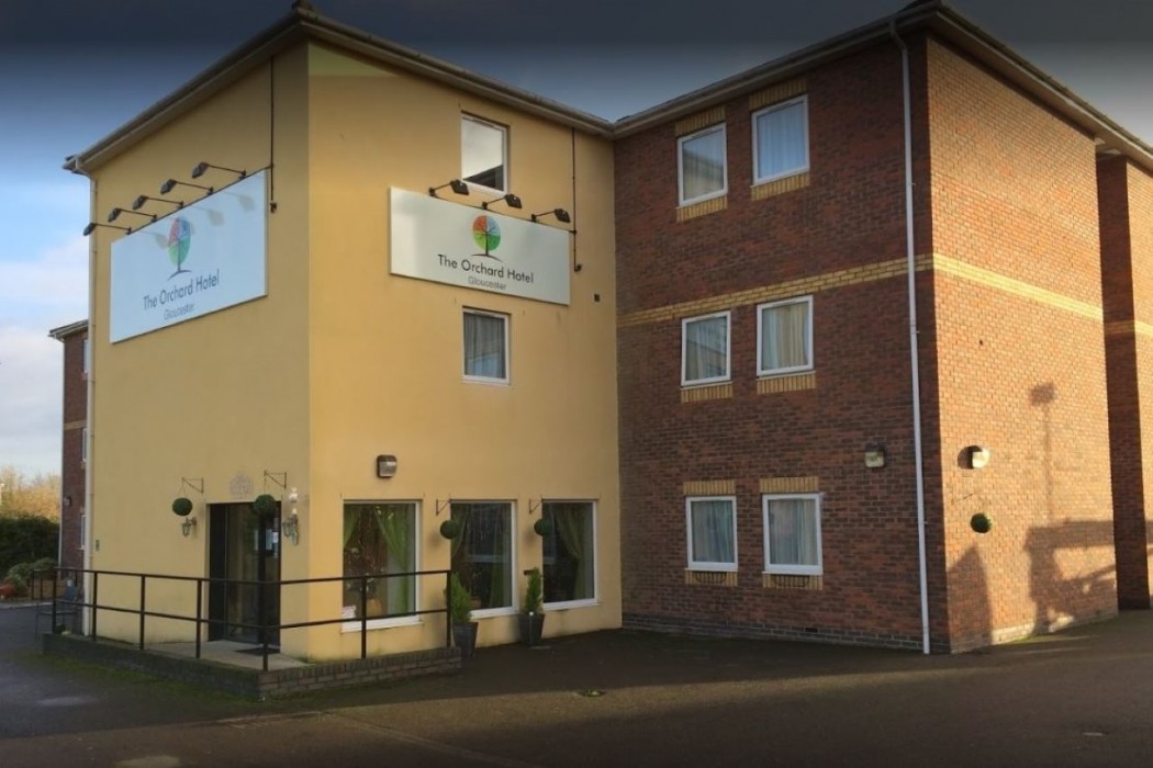 GO2 Gloucester Hotel by OYO 25/40
