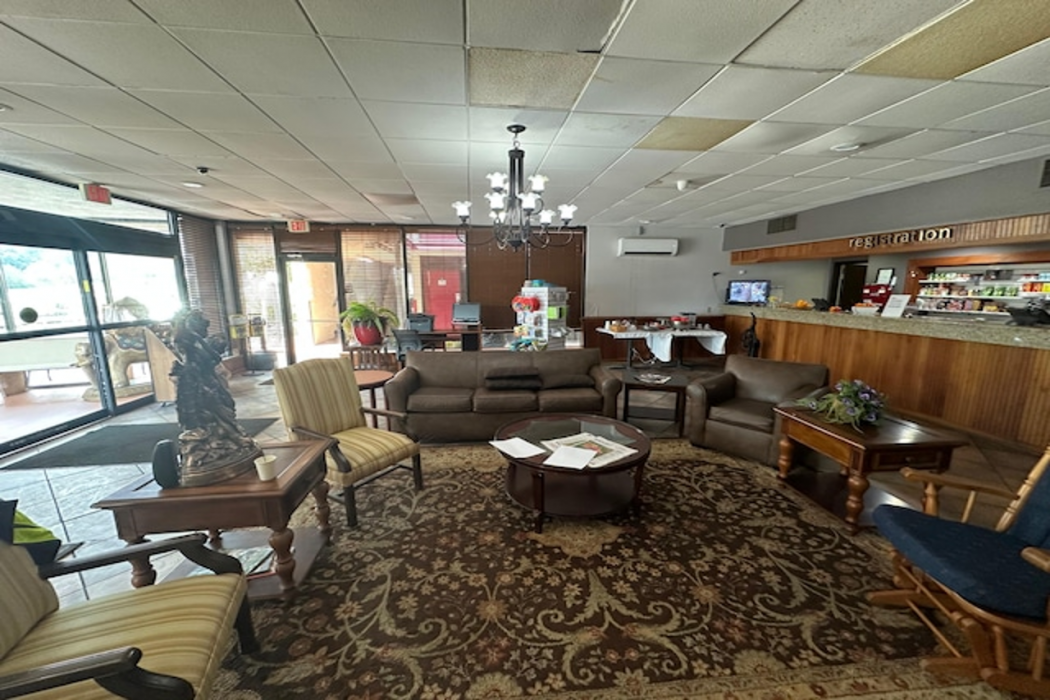 Hotel Red Rose by Townhouse Covington I-64 23/56