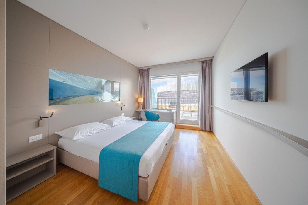 Aquatis Hotel 8/56