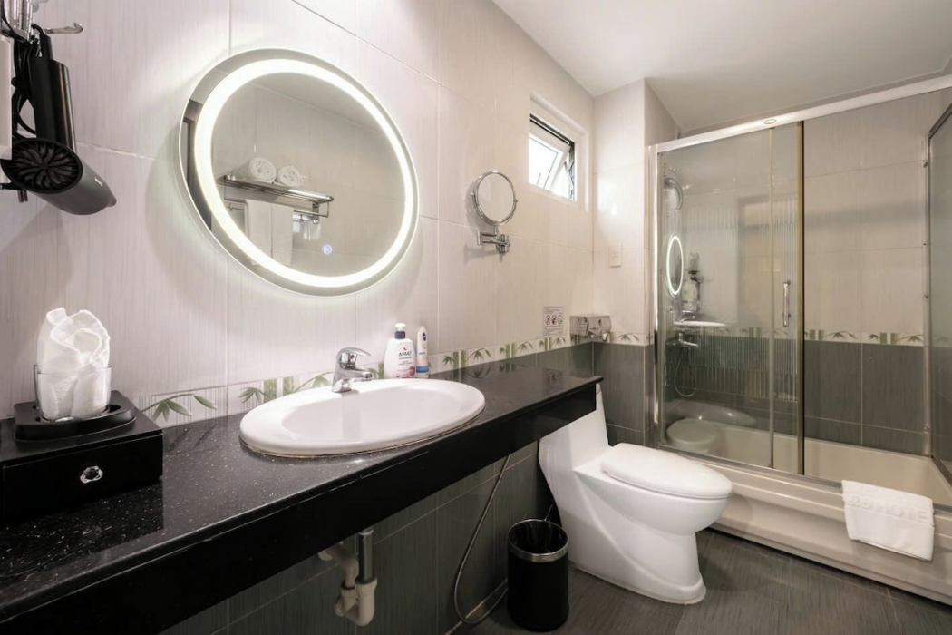 A25 Hotel - 12 Pho Hue 15/64