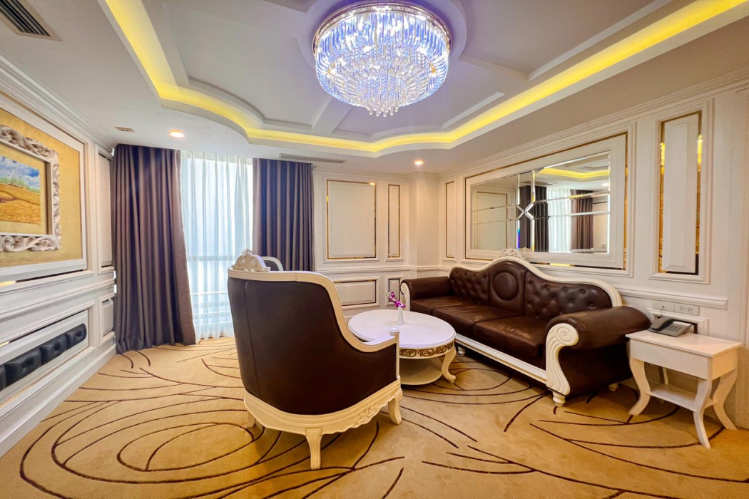 Diamond Sea Hotel 38/115