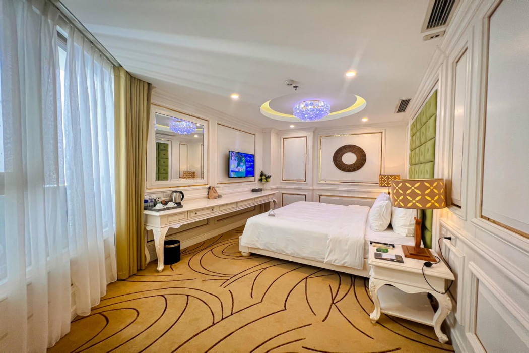 Diamond Sea Hotel 37/115