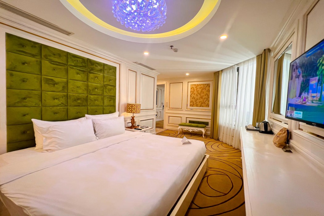 Diamond Sea Hotel 40/115