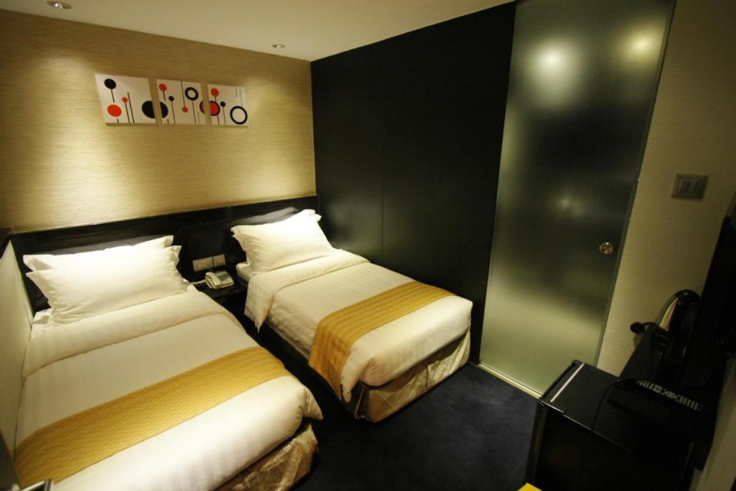Noble Park Hotel 8/21