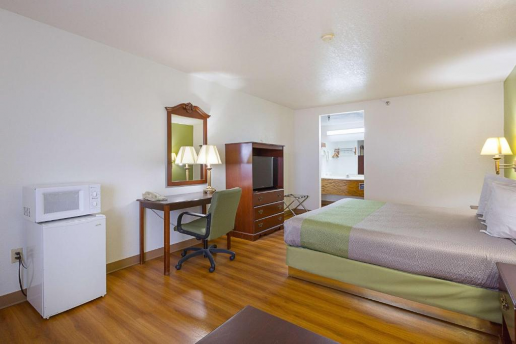 Rodeway Inn Santa Rosa, NM 15/31