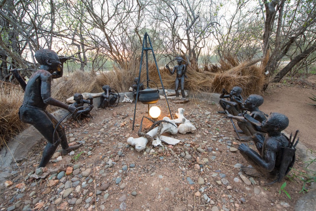 African Rock Lodge 42/82