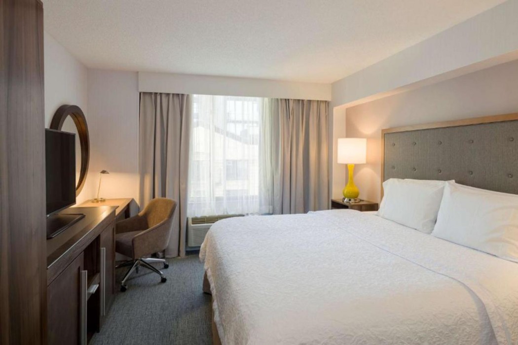 Hampton Inn Manhattan-Chelsea 12/25