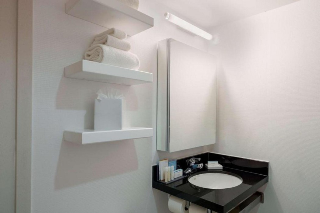 Hampton Inn Manhattan-Chelsea 10/25