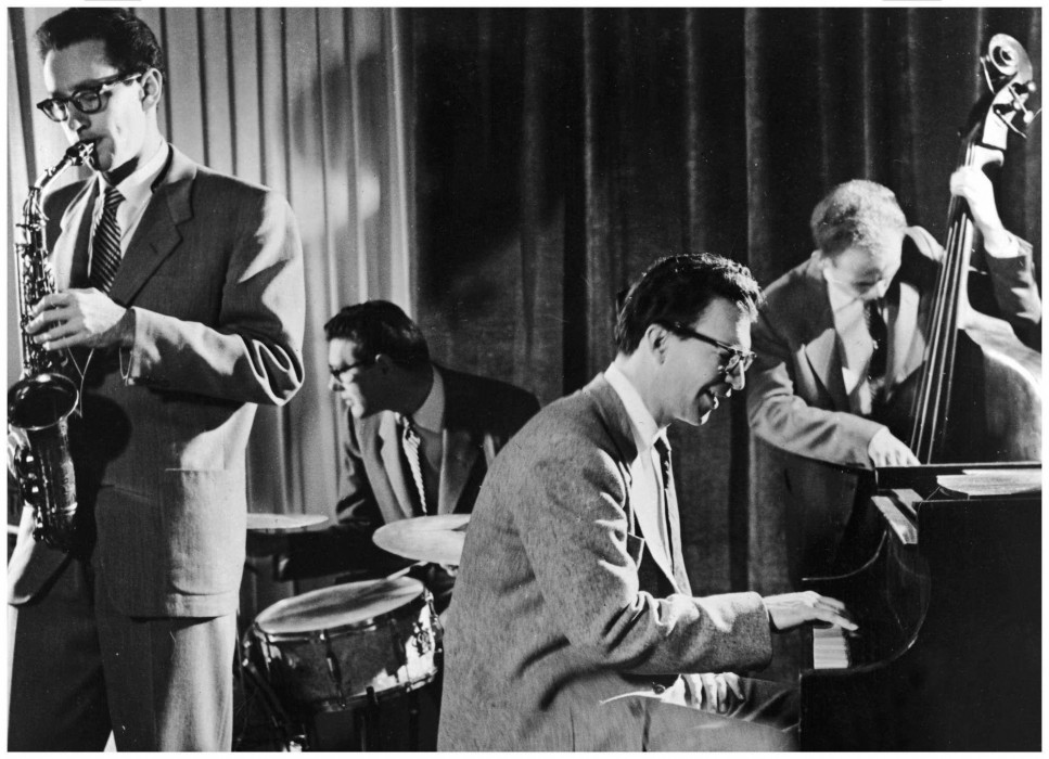 Art Jazz Hotel 40/87