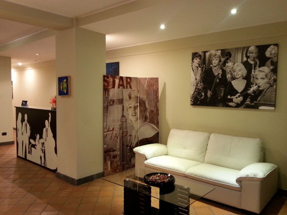 Art Jazz Hotel 20/87