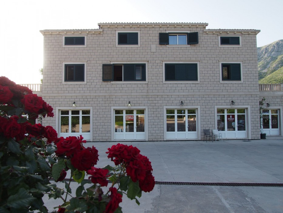 Apartments Dubelj 55/66