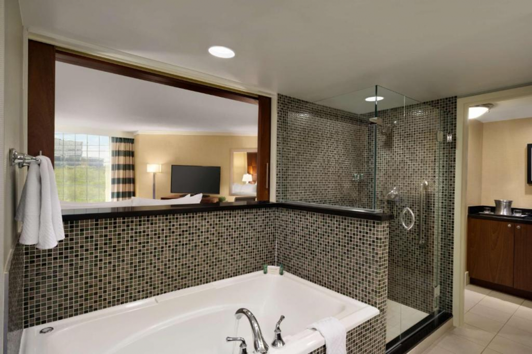 DoubleTree by Hilton Stamford 13/48