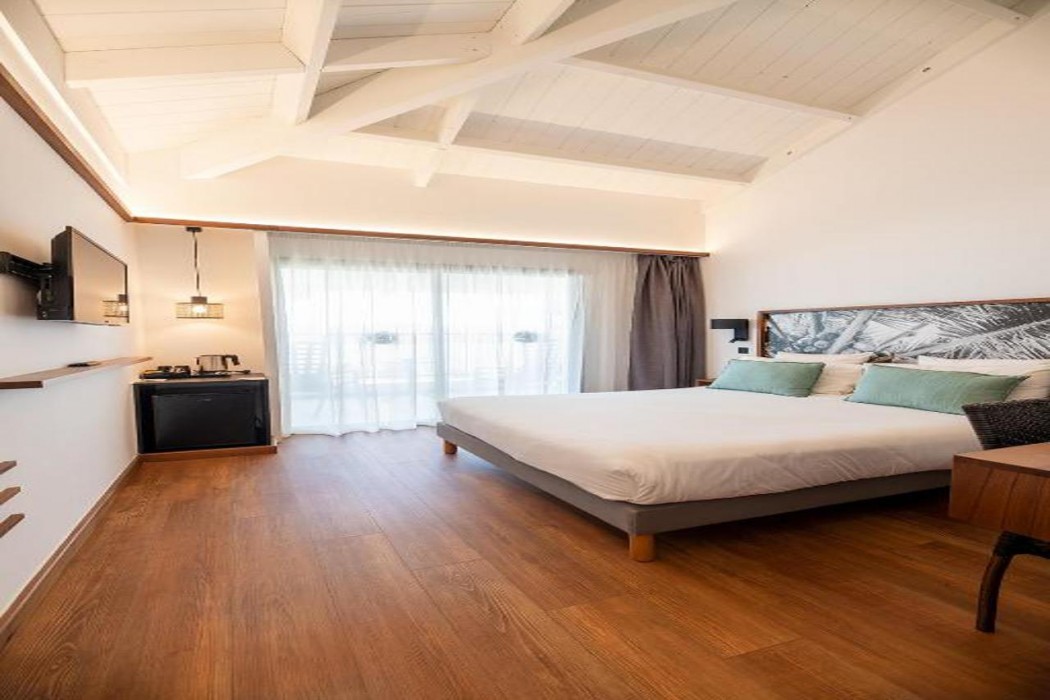 Hotel Latitude 21 10/58