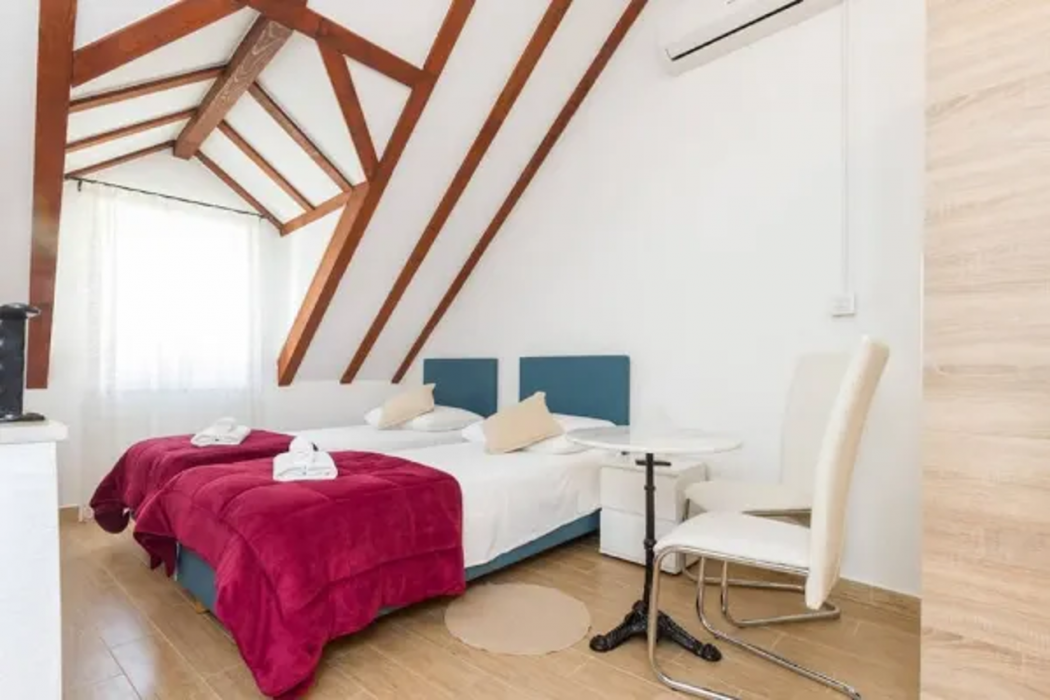 Peruzovic Rooms Apartments 21/70