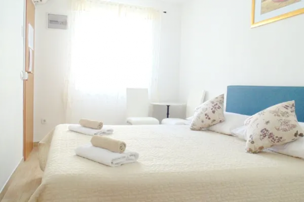 Peruzovic Rooms Apartments 27/70