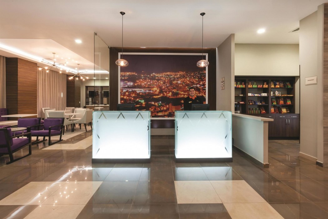 Comfort Inn Tegucigalpa 37/84