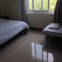 Gold Beach Hotel 27/93