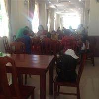 Gold Beach Hotel 33/93