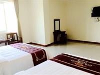 Gold Beach Hotel 57/93