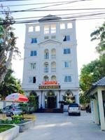 Gold Beach Hotel 49/93