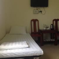 Gold Beach Hotel 26/93