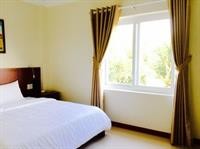 Gold Beach Hotel 61/93