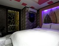 S1 Motel 22/57