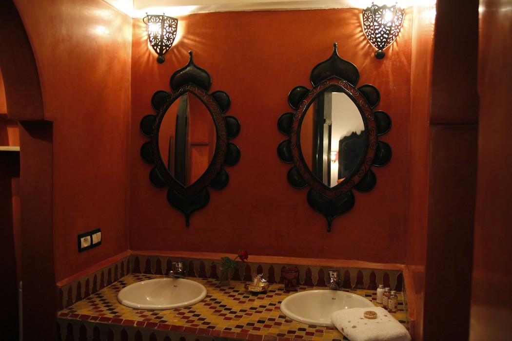 Riad Elytis 6/50