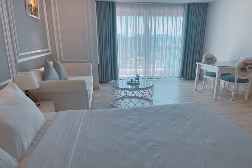 Balcony Seaview Nha Trang Centre 12/61