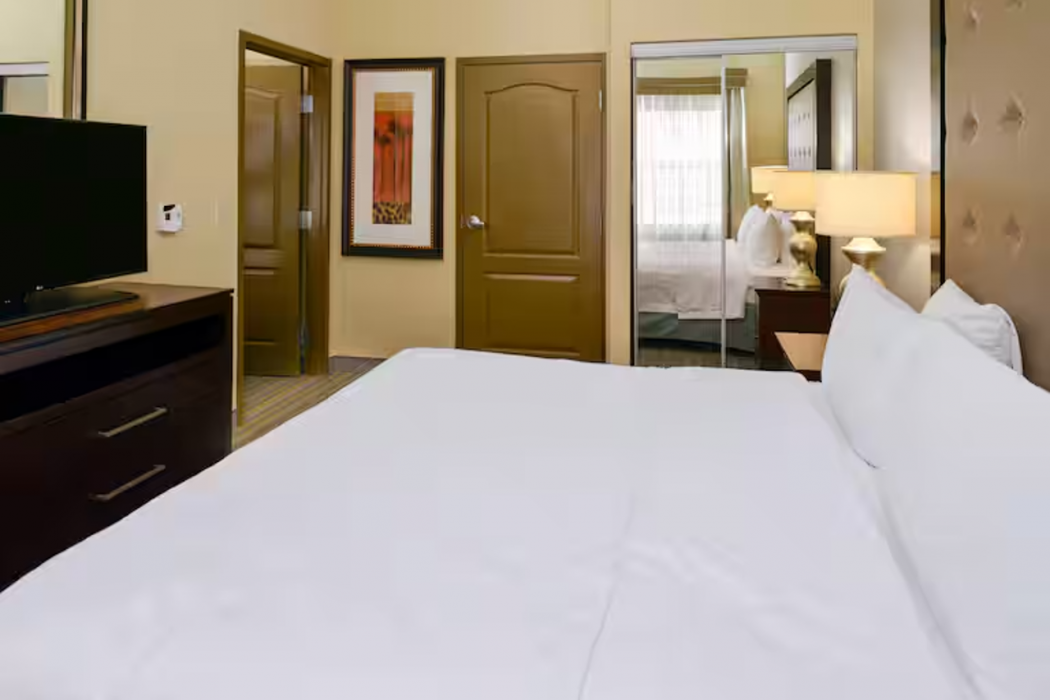 Homewood Suites By Hilton Frenso 16/54