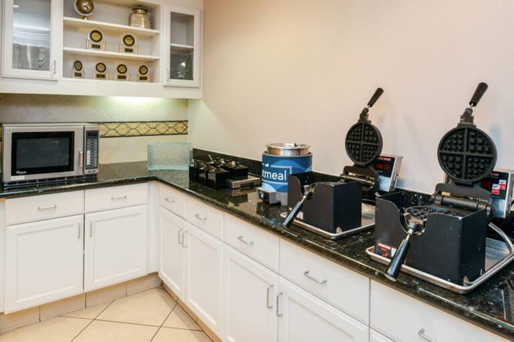 Homewood Suites By Hilton Frenso 32/54
