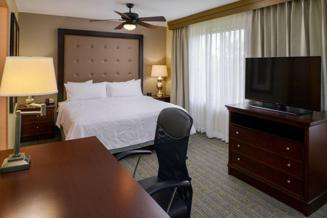 Homewood Suites By Hilton Frenso 19/54